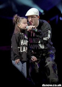 Justuss & Snow on stage